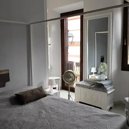 Casa - Atelier In Centro Storico Iglesias